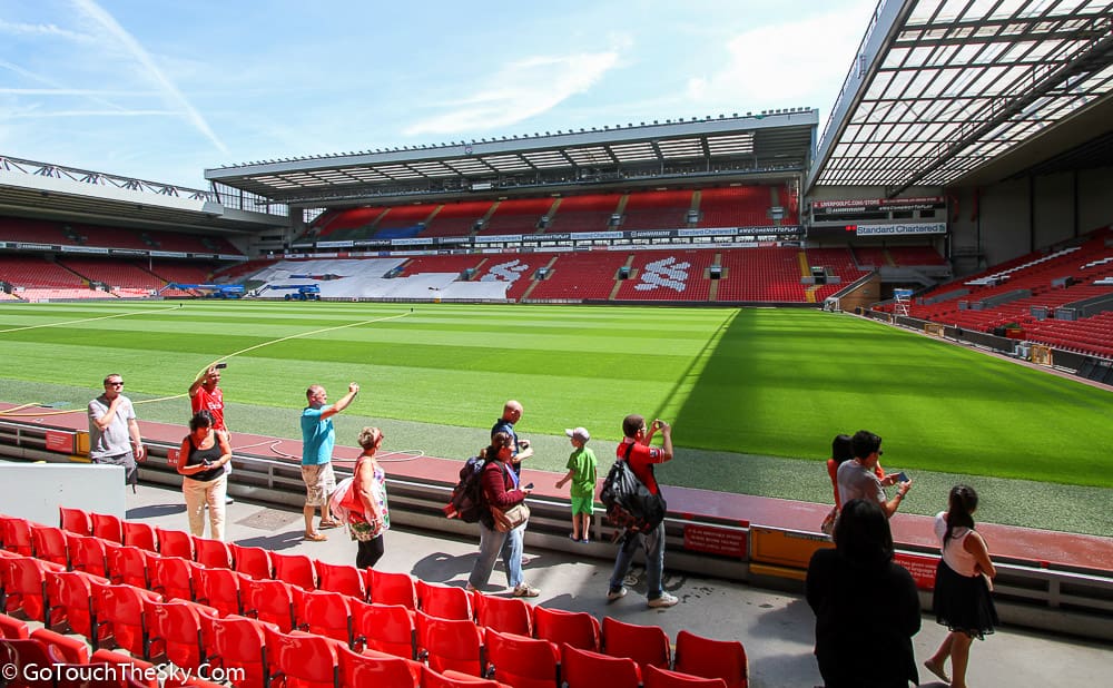 ป้าย This is Anfield เหนือทางออกอุโมงค์