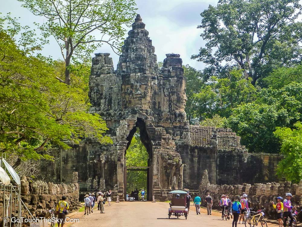 ซุ้มประตูพระพักตร์อวโลกิเตศวร
