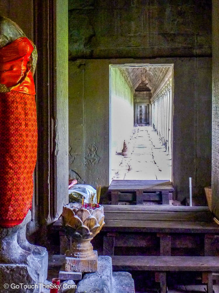 ลวดลายแกะสลักหินทราย