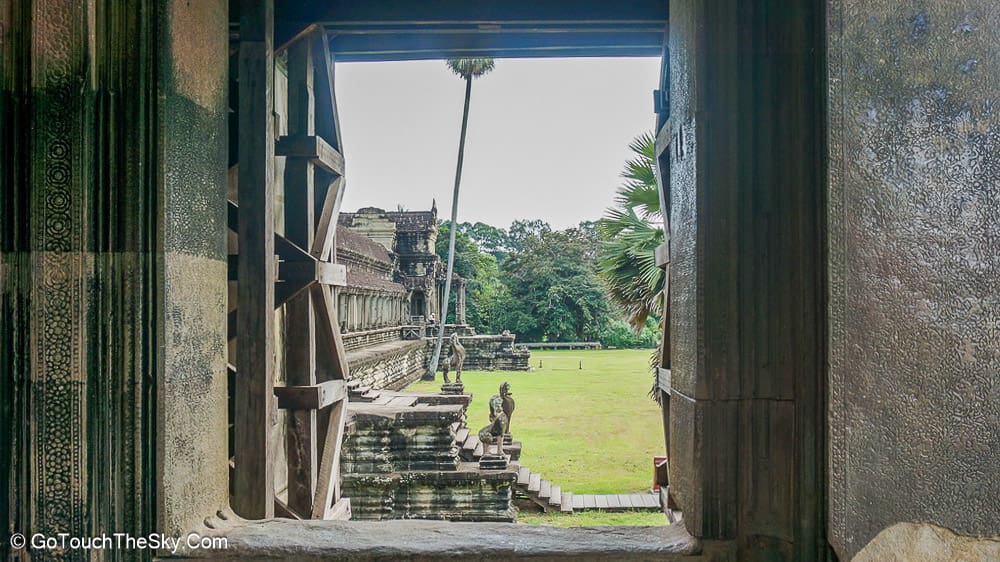 บรรยากาศชั้นสามปราสาทนครวัด