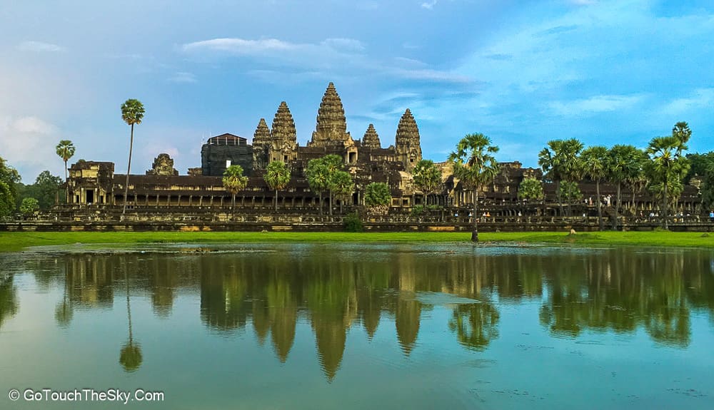 สะพานทางเข้าข้ามคูเมือง