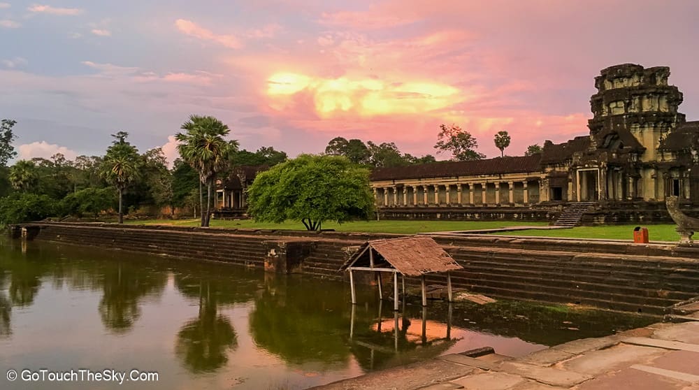 ทัศนียภาพนครวัดโดยรอบ