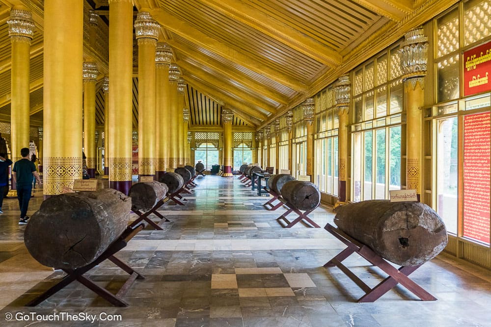 พระราชวังกัมโพชธานีฉาบทอง