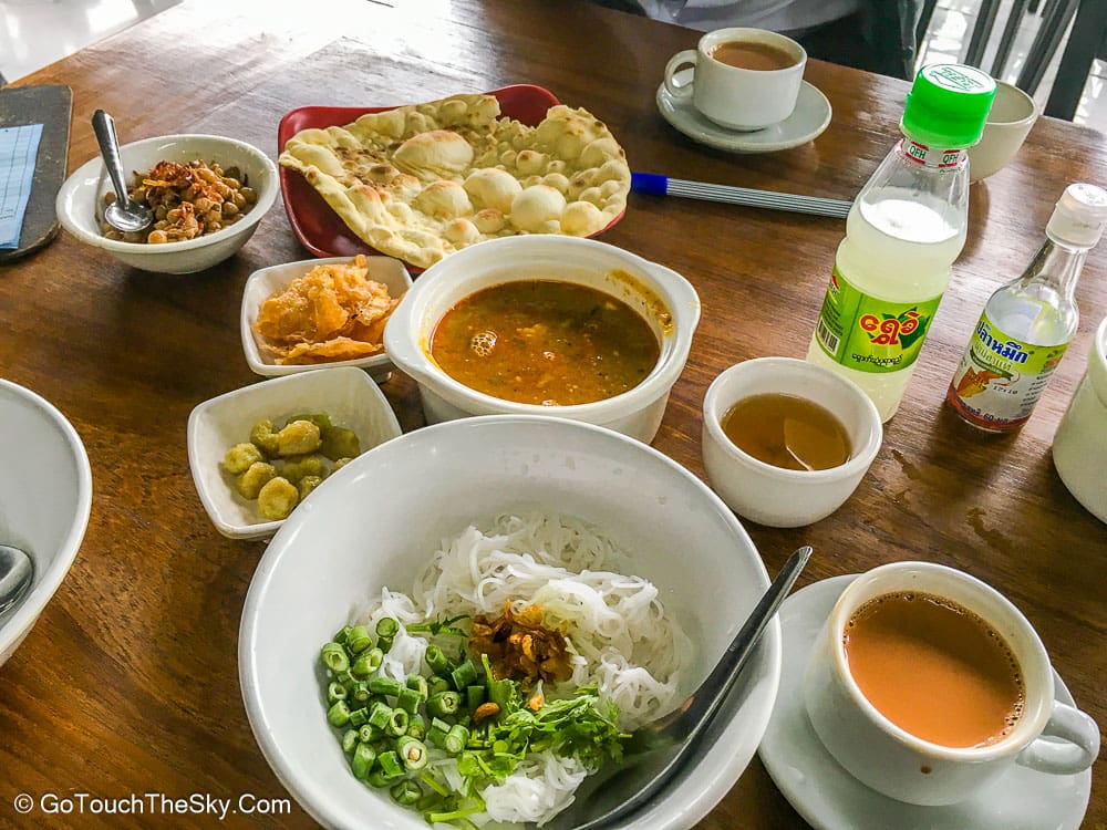 บรรยากาศร้านอาหารเช้า