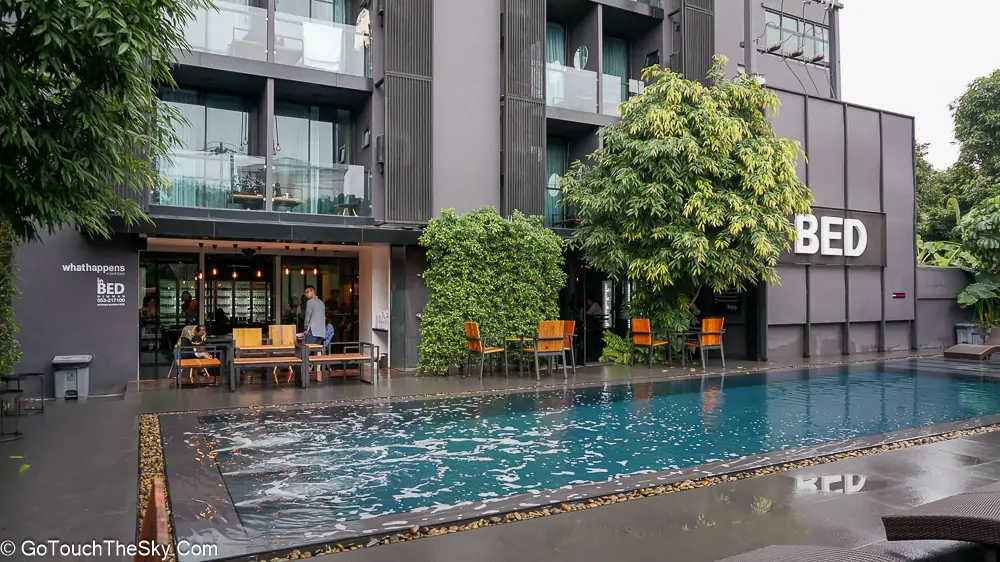 สระว่ายน้ำโรงแรม Bed Nimman