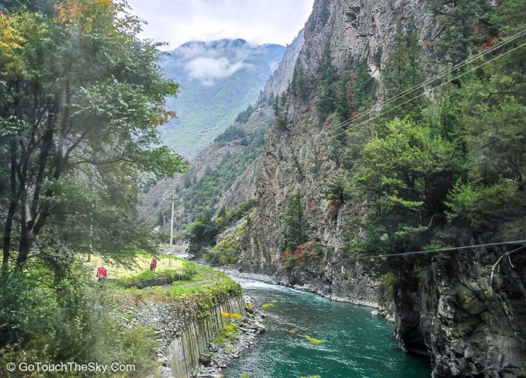 ของฝากท้องถิ่นที่จุดพักรถ Wenchuan