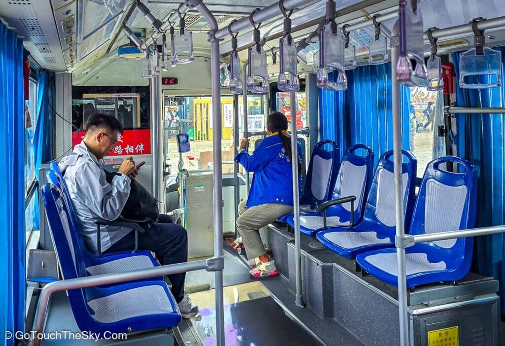 บรรยากาศช่วงเย็นก่อนออกเดินทางกลับเมืองลี่เจียง