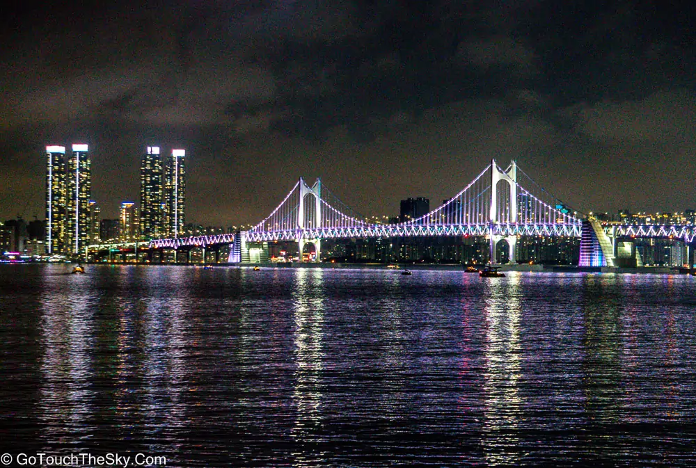 วิวสะพานกวังอันลีจากสวนทงแบก