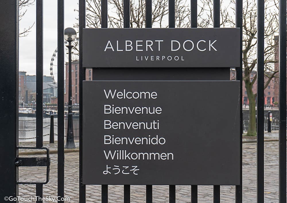 บรรยากาศ Albert Dock ยามค่ำคืน