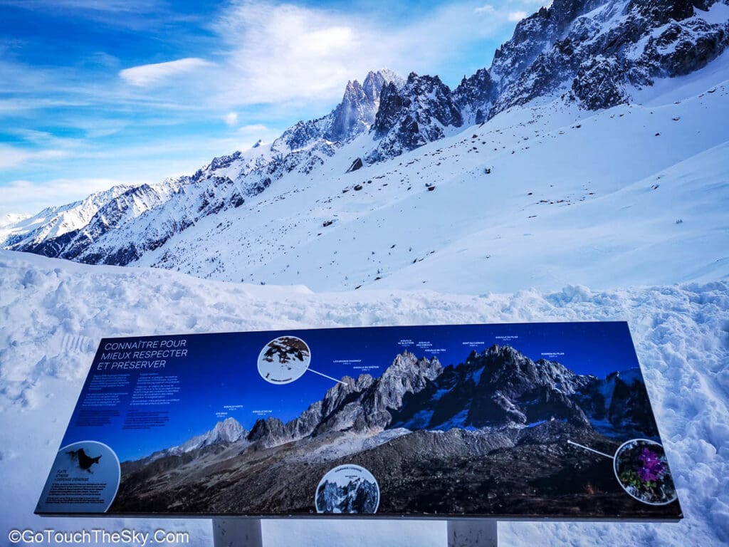 วิวเทือกเขาจากสถานี Plan de l'Aiguille