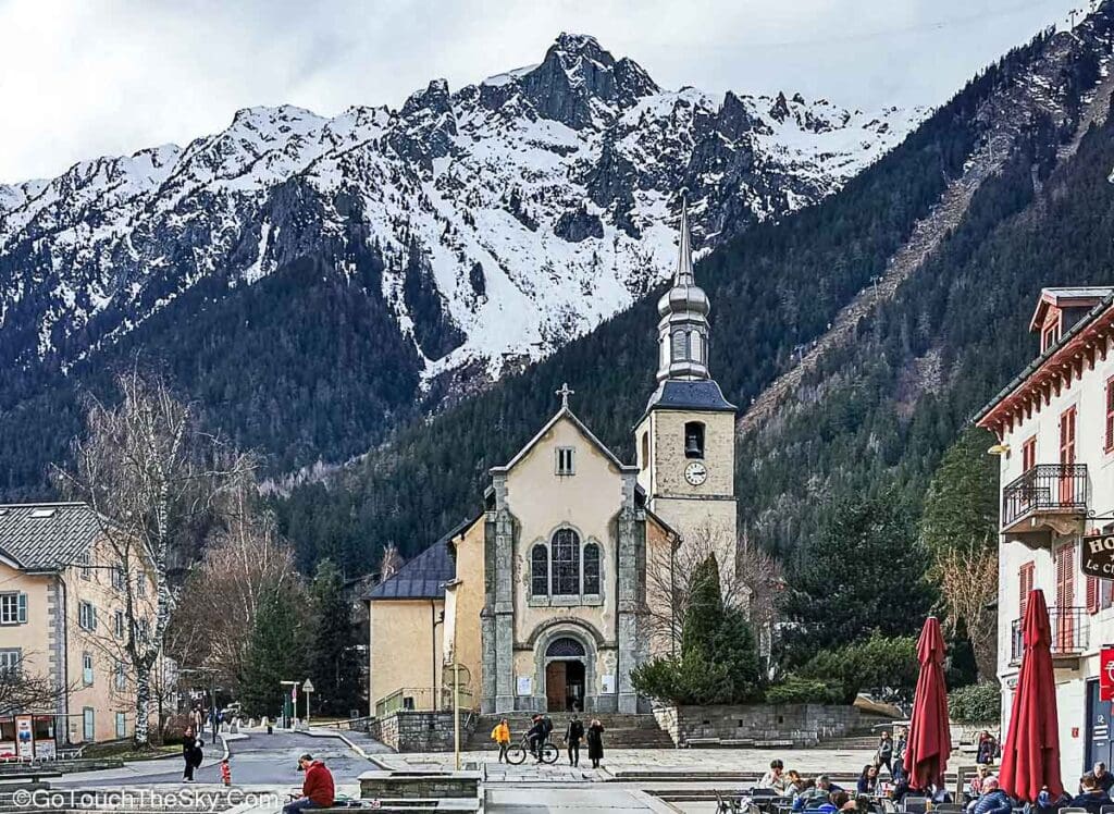 โบสถ์ Paroisse Saint Bernard du Mont-Blanc