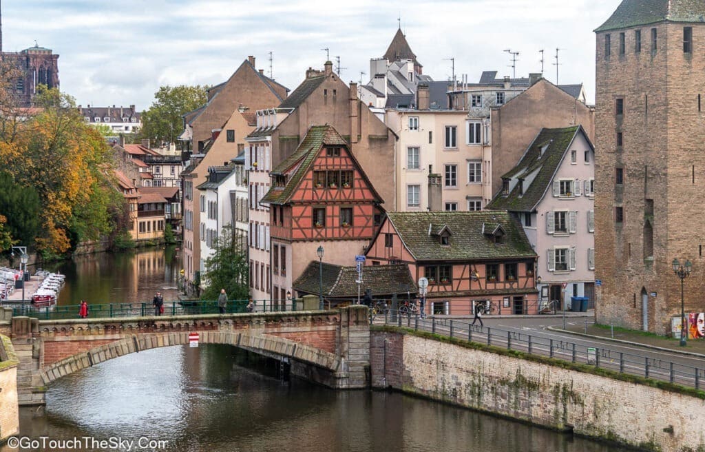 คลองเล็กๆ ในย่าน Petite France