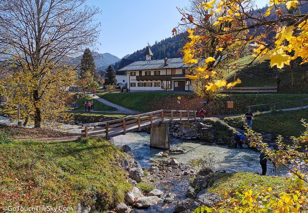 ลำธารเล็กๆ หน้าจุดถ่ายรูป Ramsau