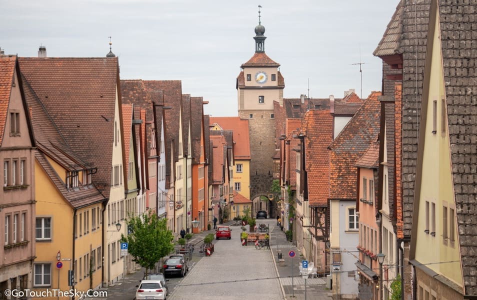 หอคอย Weißer Turm มองจาก Roder Gate