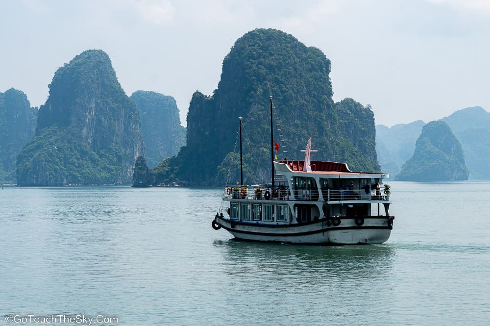 ทิวทัศน์สวยงามฮาลองเบย์