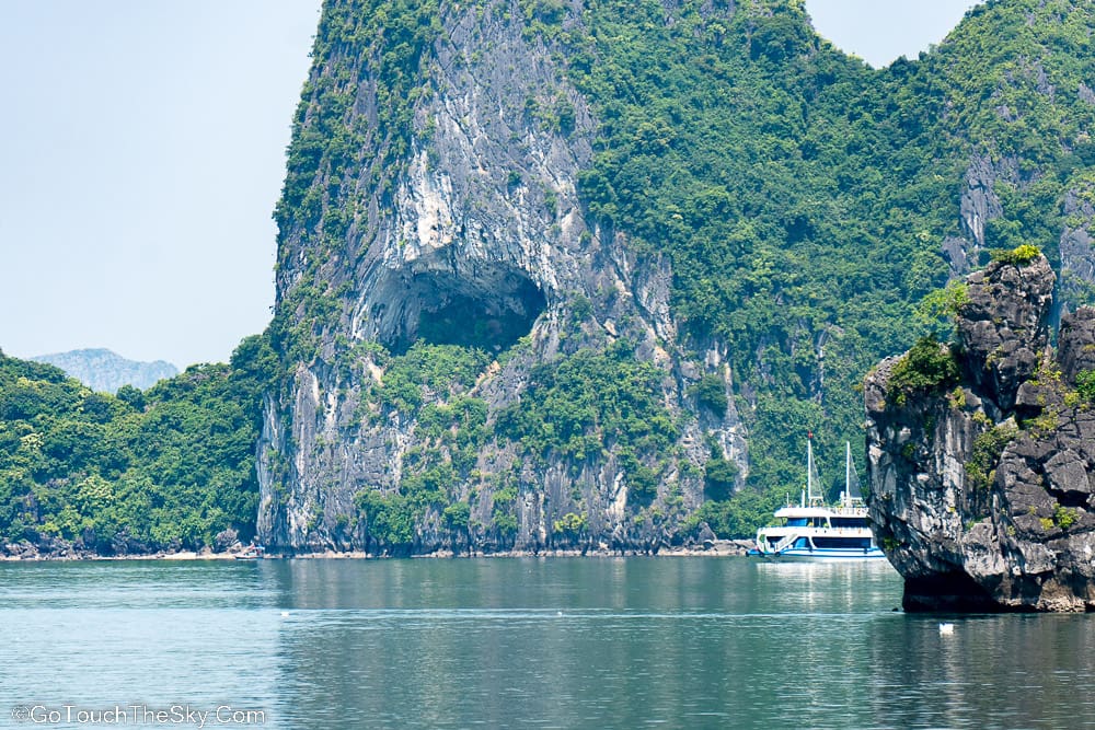 วิวเกาะหินปูนหลากรูปทรง