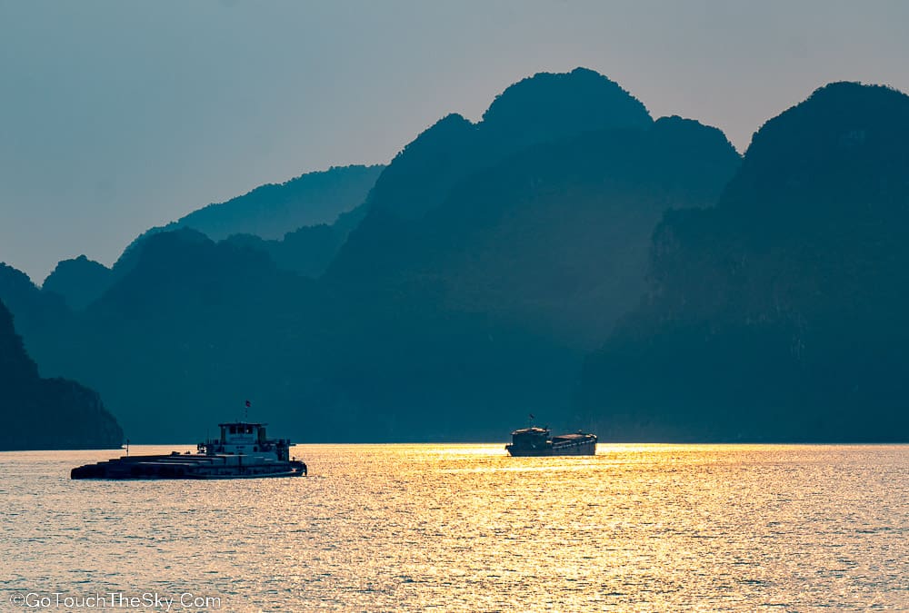 วิวเรือกลับท่า Tuan Chau