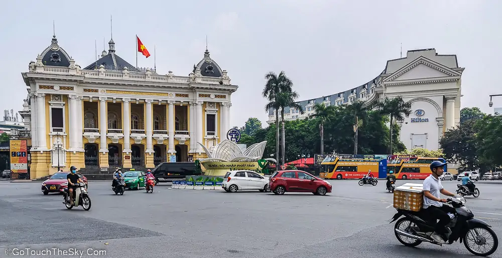 ฮานอยโอเปร่าเฮ้าส์ Hanoi Opera House