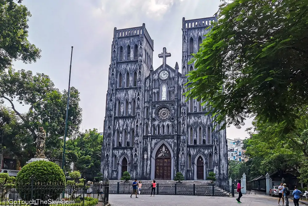 โบสถ์เซนต์โจเซฟ St. Joseph Cathedral