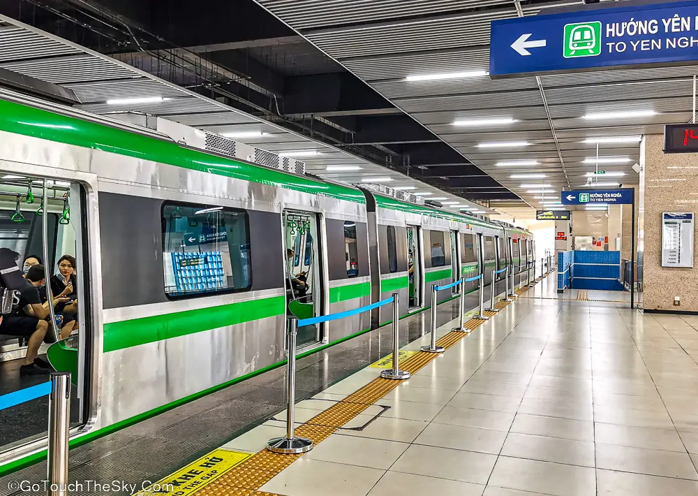 ขบวนรถไฟฟ้า Cat Linh - Ha Dong