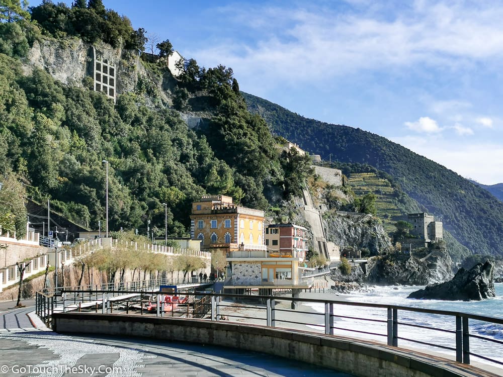 ทางเดินในอุโมงค์ Monterosso