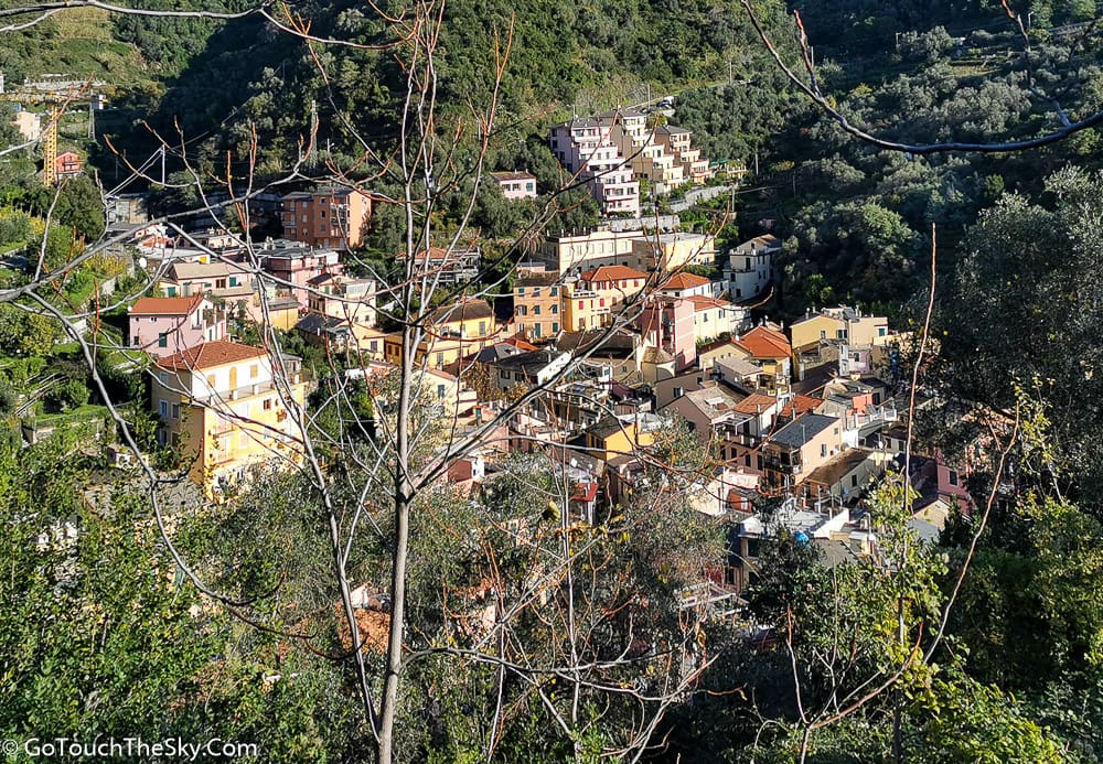 วิวเมืองเก่า Monterosso มุมกว้าง