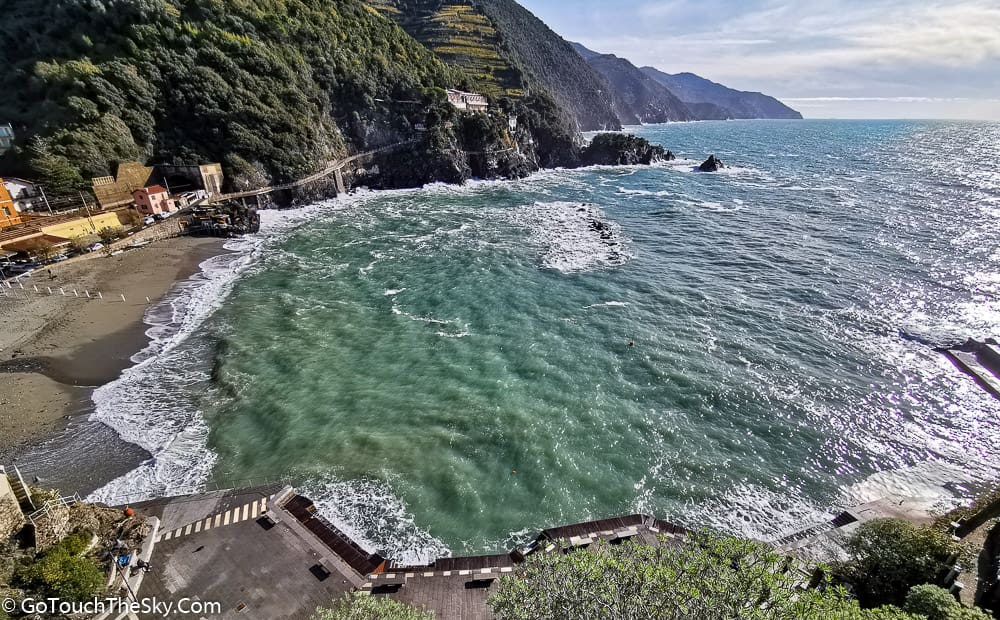 วิวทะเลจากจุดชมวิว Monterosso