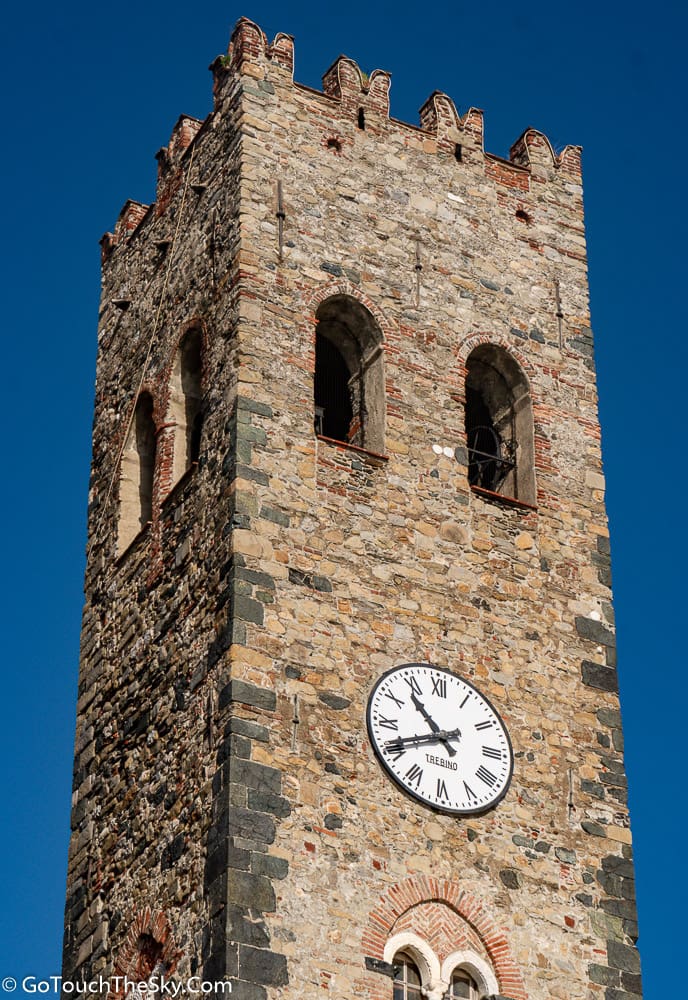 หอนาฬิกาโบสถ์ San Giovanni Battista