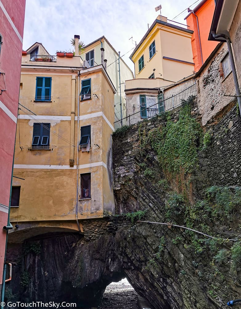 จัตุรัส Piazza Marconi Vernazza
