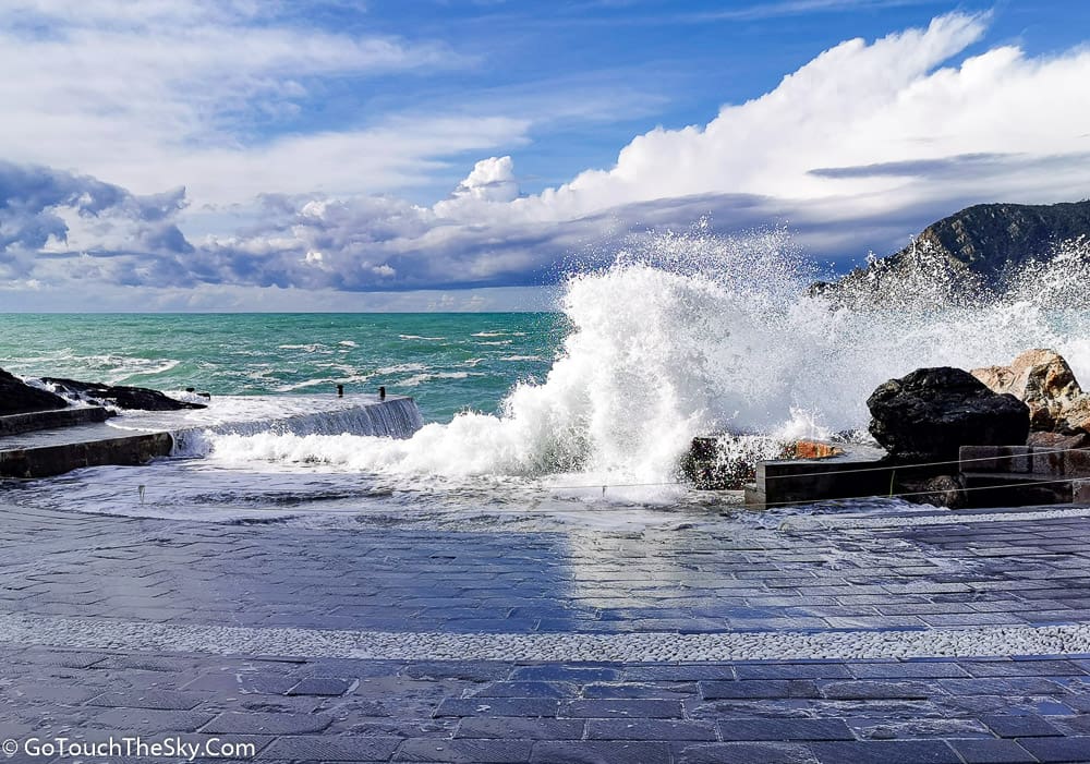 วิวอ่าว Vernazza มุมกว้าง