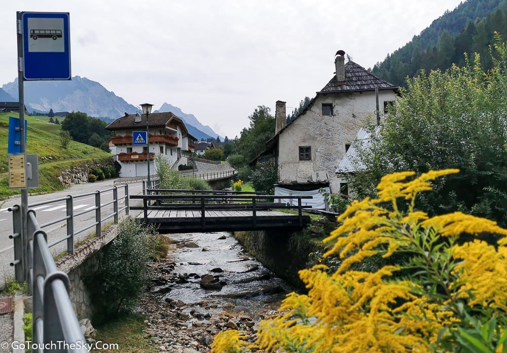 วิวเมือง Cortina D'Ampezzo จากระยะไกล
