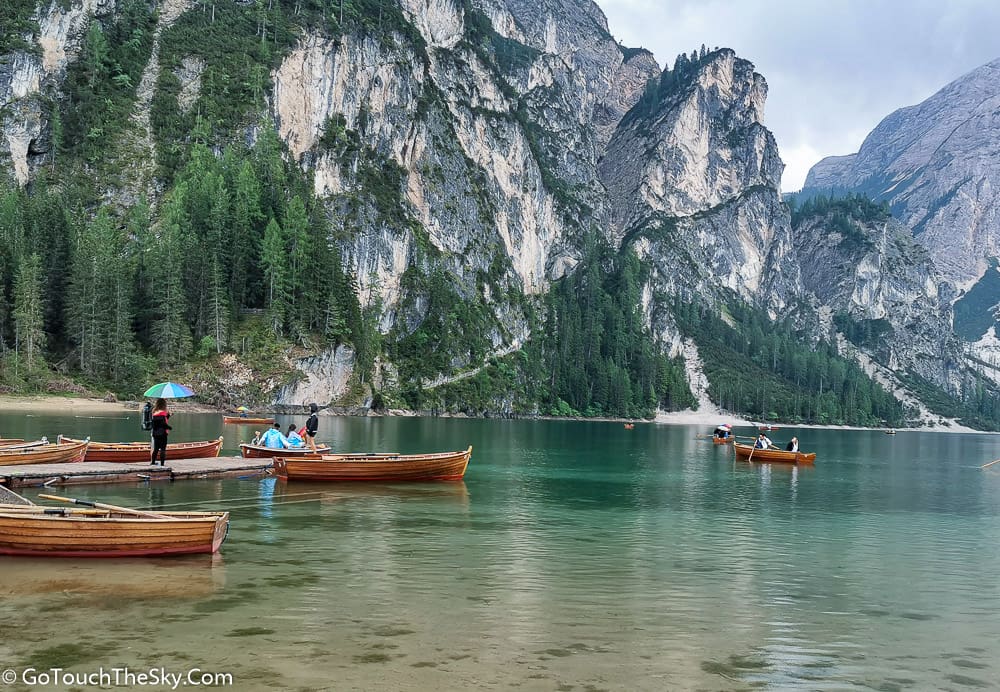 วิวเทือกเขาสะท้อนทะเลสาบ Braies