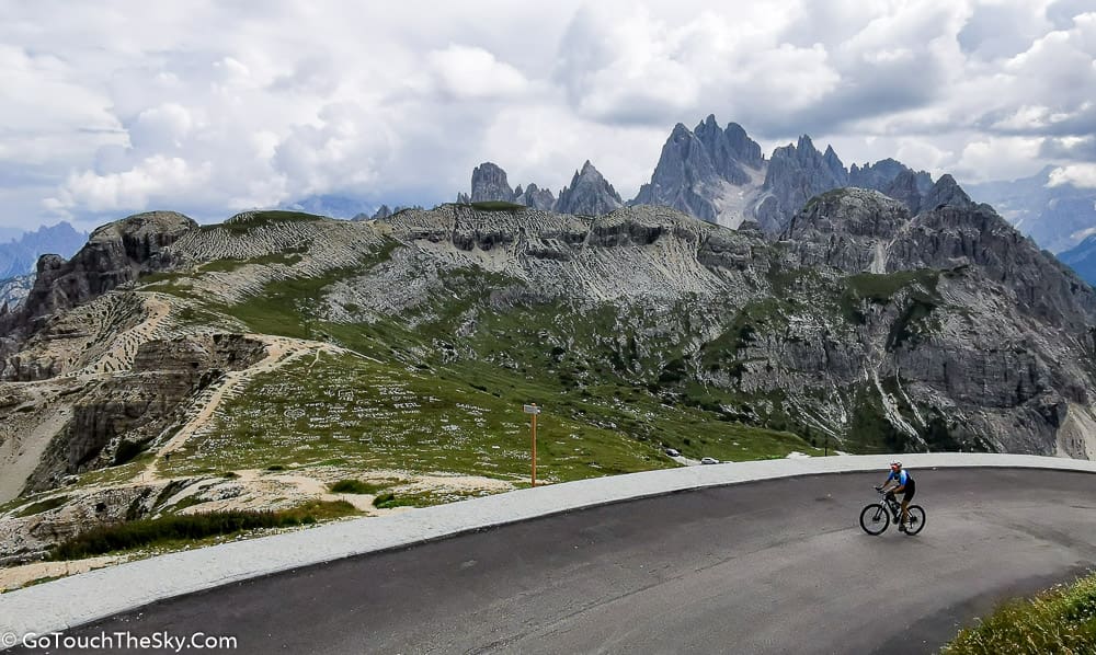 วิว Tre Cime di Lavaredo มุมกว้าง