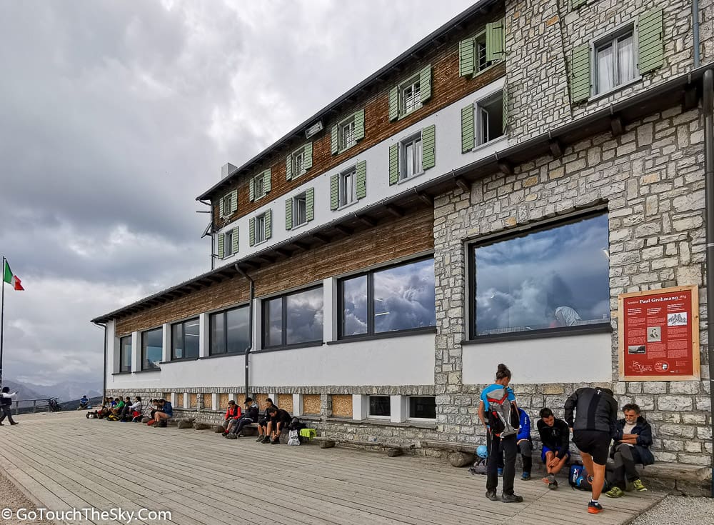 ที่พักและร้านอาหาร Rifugio Auronzo