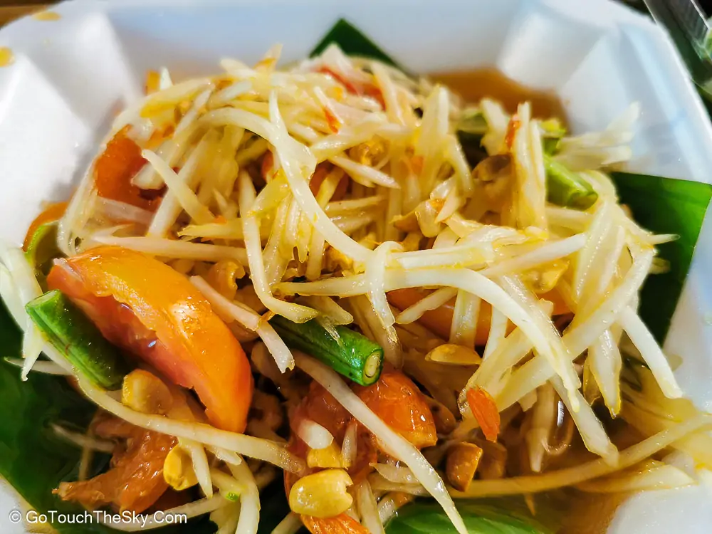 ร้านอาหารก่อนอำลาตลาดน้ำ