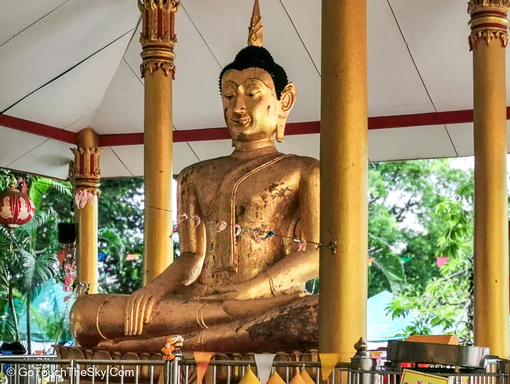 หลวงพ่อโต หลวงพ่อกลาง หลวงพ่อดำ