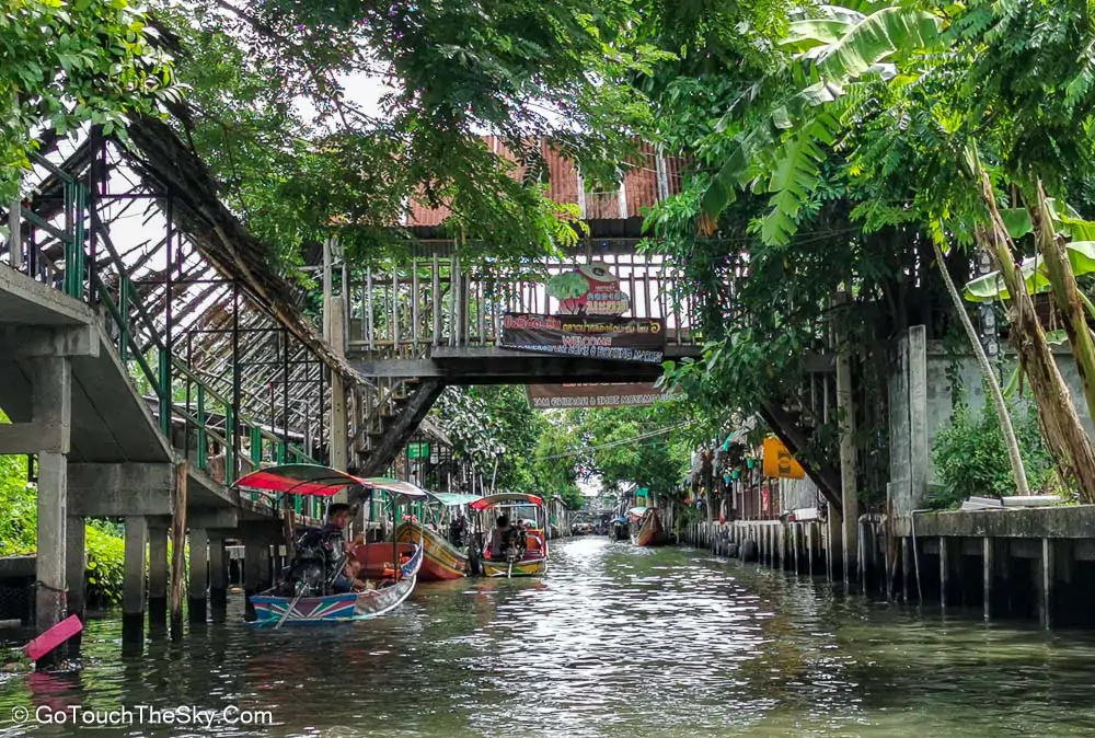 เรือกลับมาส่งที่ตลาดน้ำคลองลัดมะยม