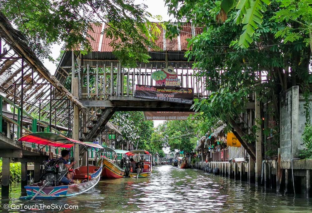 ร้านค้าในตลาดน้ำคลองลัดมะยม