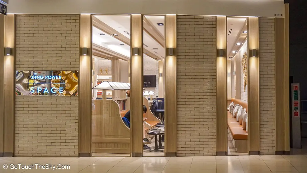 จุดลงทะเบียน King Power Space