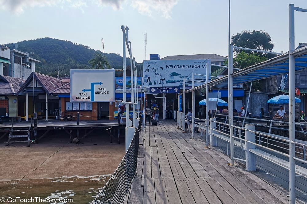 เรือเร็วแล่นข้ามอ่าวไทยสู่เกาะเต่า