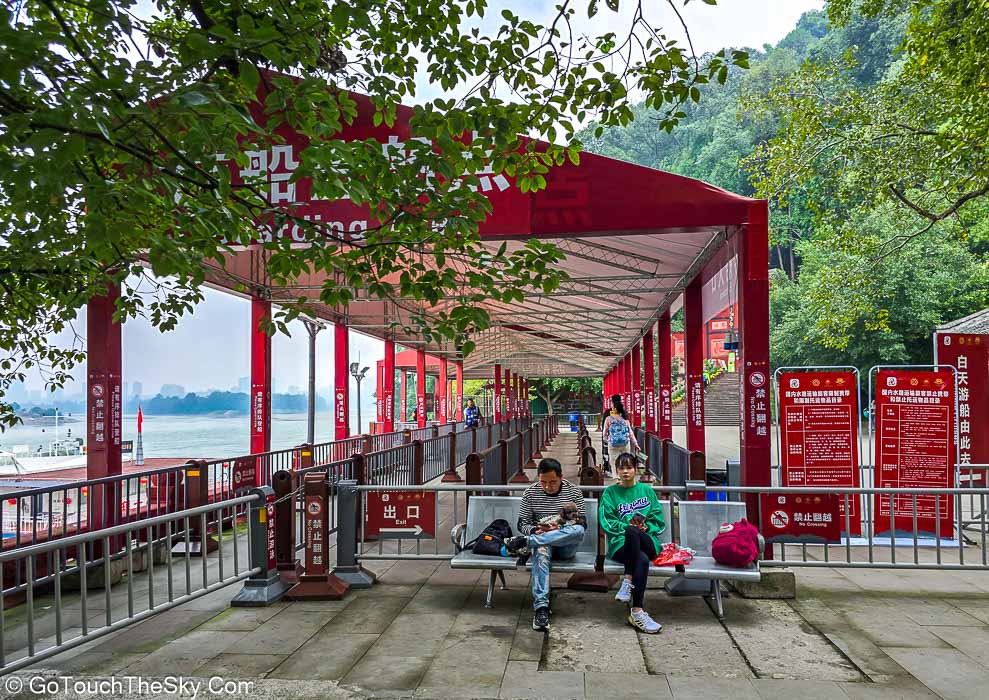 บรรยากาศท่าเรือหลังจบทริปล่องเรือ