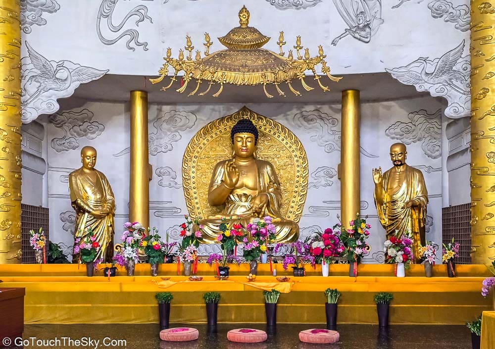 จุดชมวิวบนเส้นทางเดินรอบวิหาร