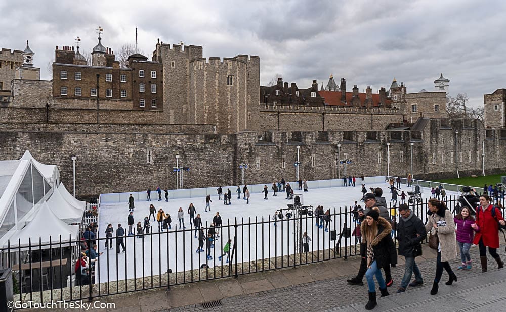 บรรยากาศภายใน Tower of London