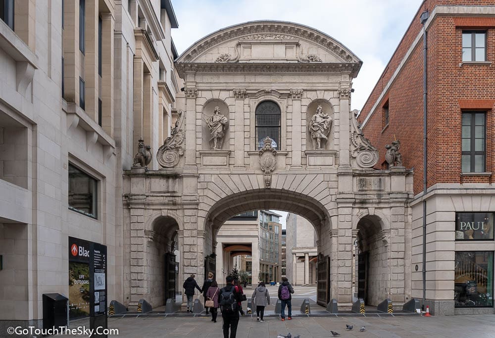รายละเอียด Temple Bar