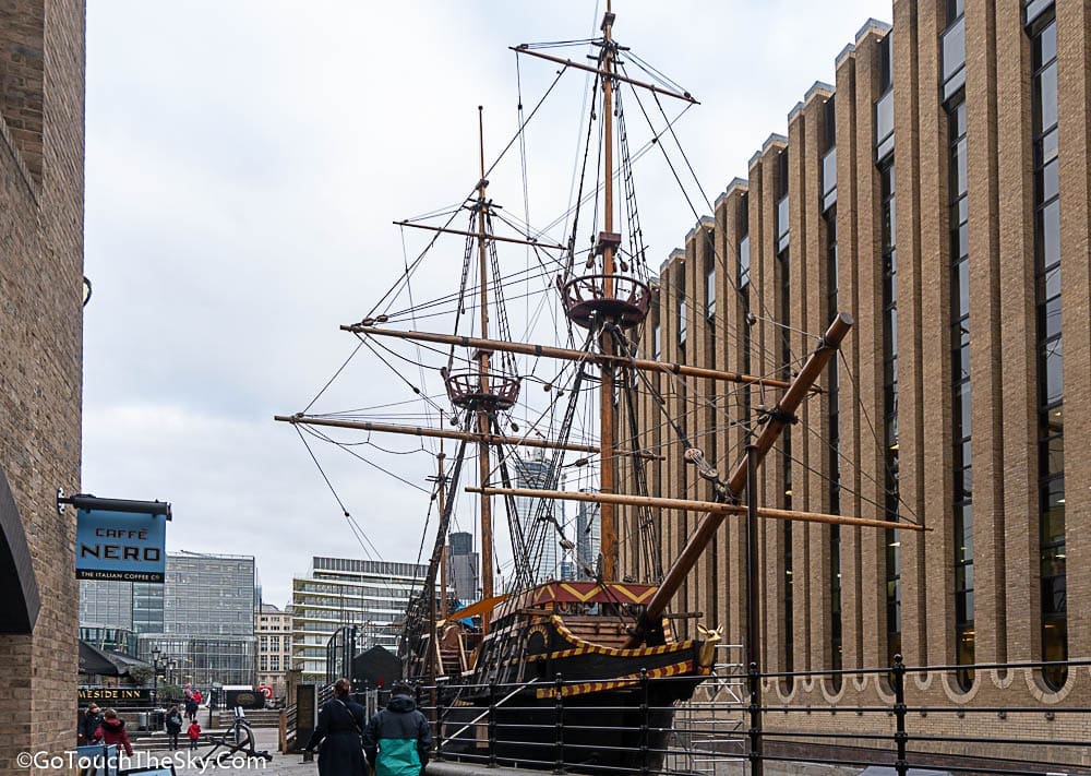 ดาดฟ้าเรือ Golden Hinde