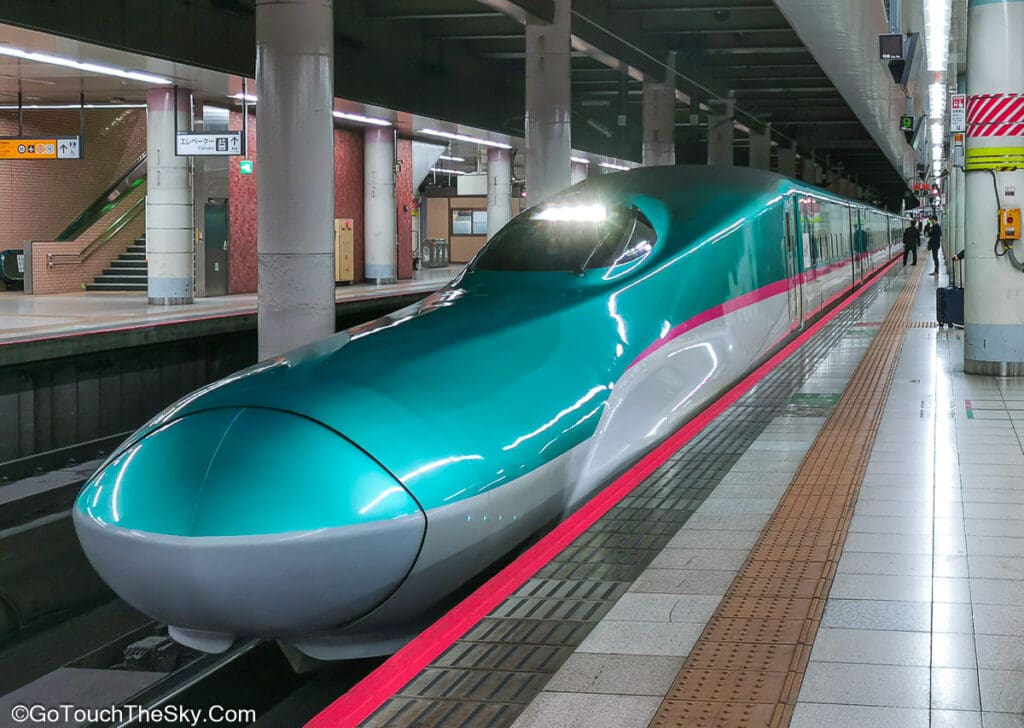 สถานีรถไฟ Nagano จุดลงรถไฟความเร็วสูง
