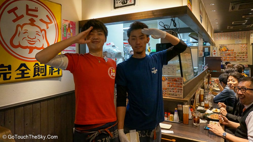 ร้านคุชิคัตสึในย่านชินเซไก