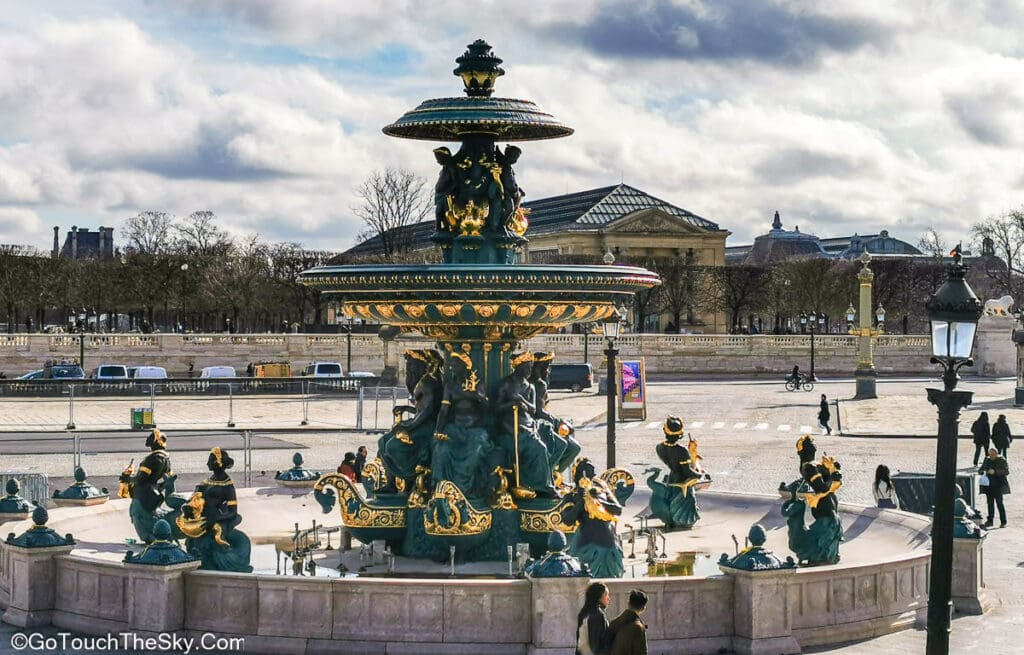 บรรยากาศจัตุรัส Place de la Concorde