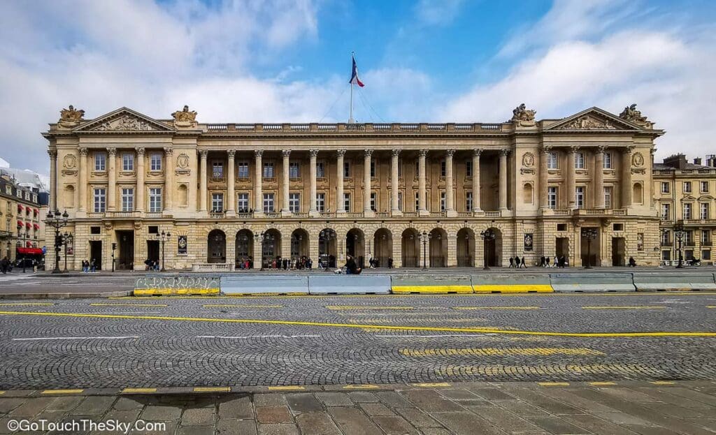 อาคาร Hôtel de la Marine