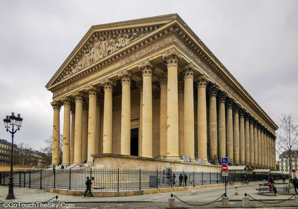 โบสถ์ La Madeleine ใกล้โรงอุปรากร